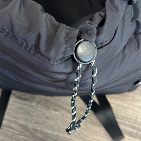 Wilo The Label | Black Puffer Drawstring  Backpack - Picture 12 of 12